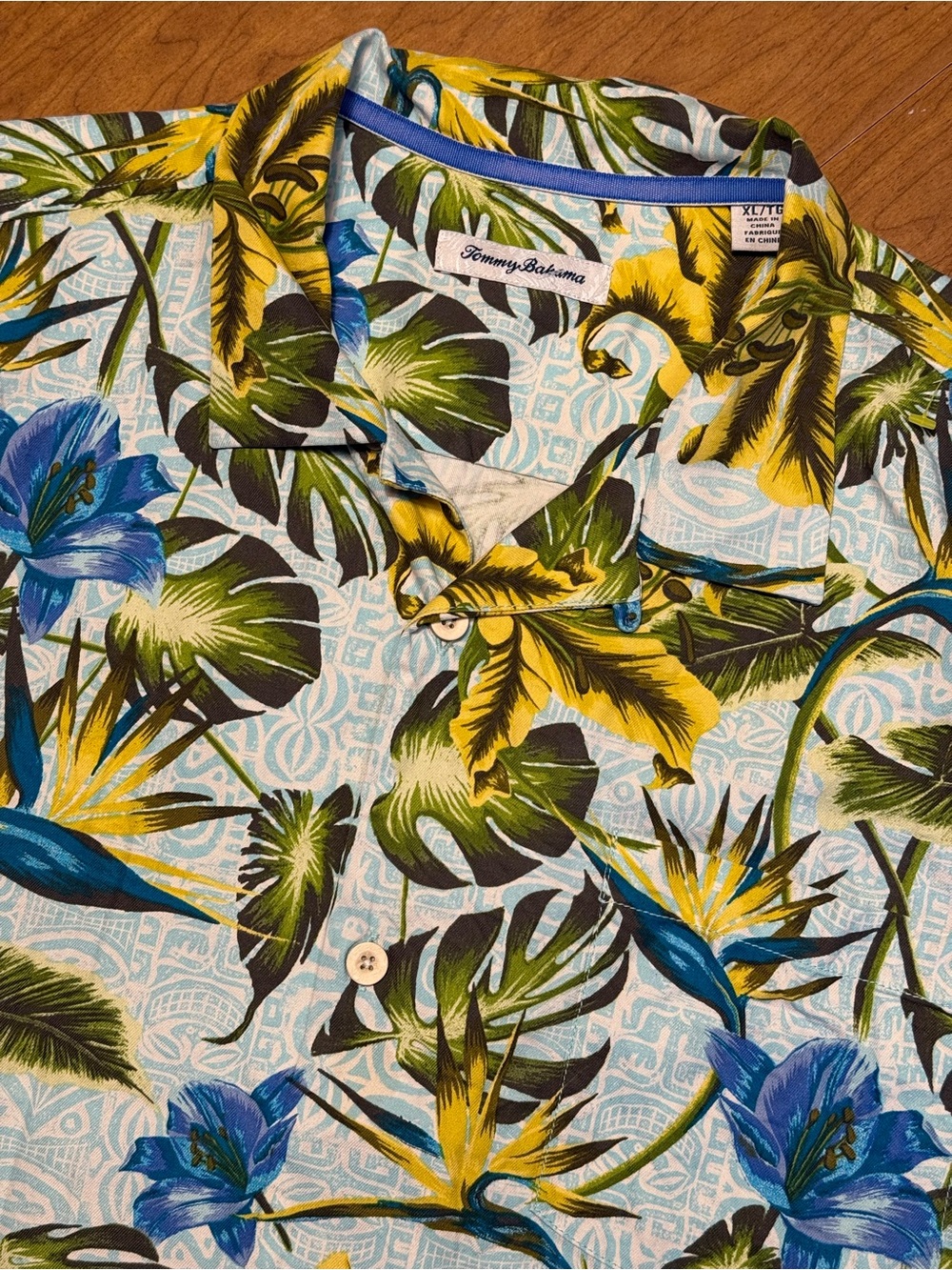Tommy Bahama Shirt